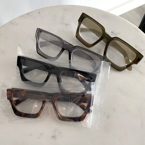 ♣️ BUNDLE OF 4 +2.00 READING GLASSES ♠️